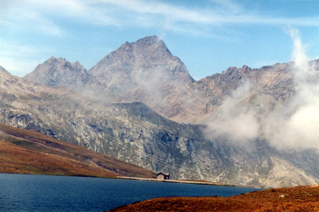 lago del Miserin