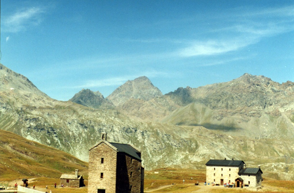 lago del Miserin