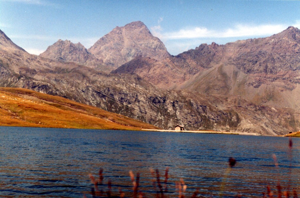 lago del Miserin