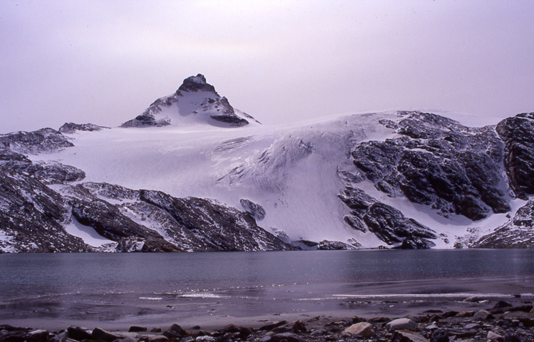 Rifugio Benevolo e lago di Golletta