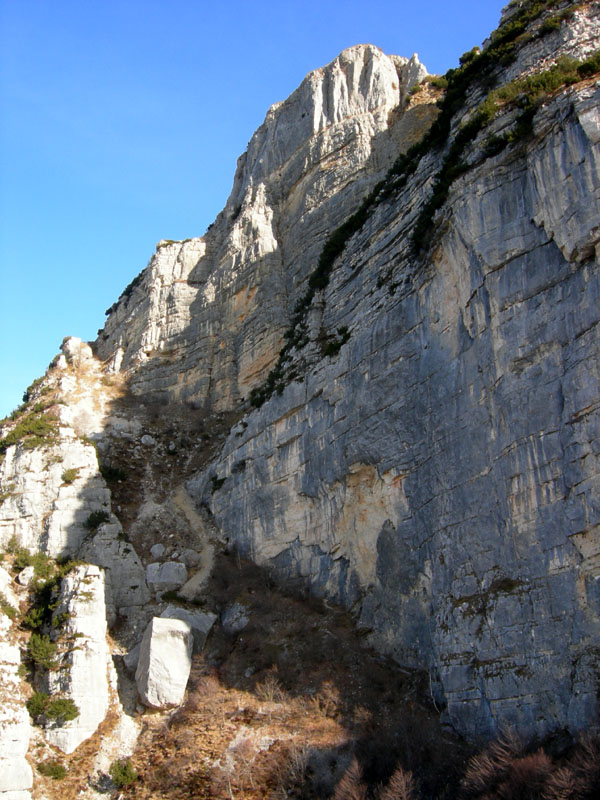 ...il monte  dedicato a Cesare Battisti...