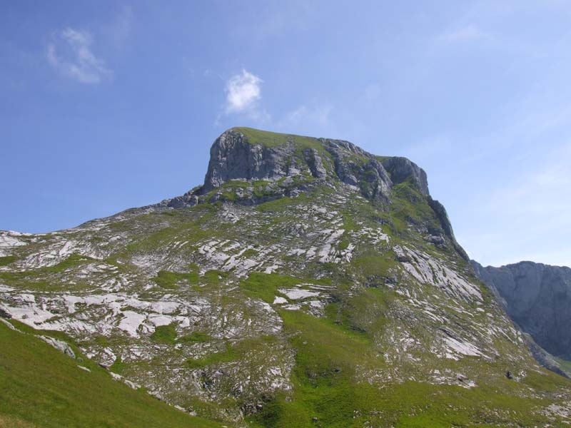 Uno sguardo sulle Alpi Apuane