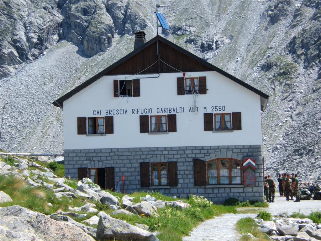 Rifugi e Bivacchi d''Italia.......