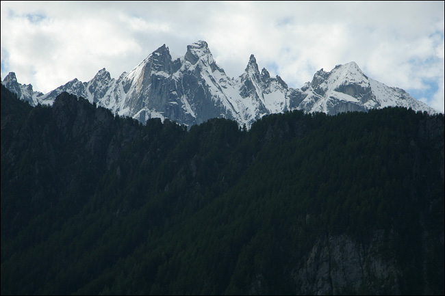 La Panoramica della Val Bregaglia --> da Soglio a Durbegia