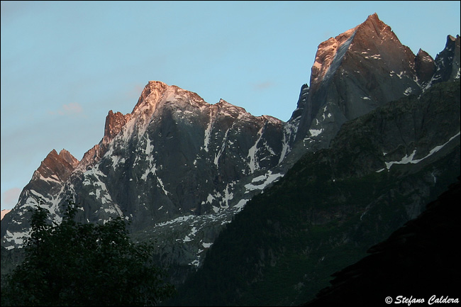 Dal tramonto all''alba.. sulle cime della Bondasca