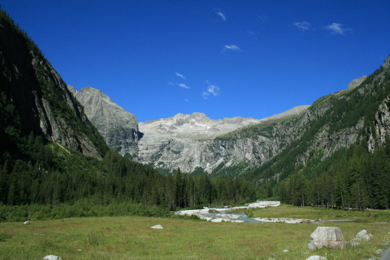 Adamello  salita al ghiacciaio del Mandrone