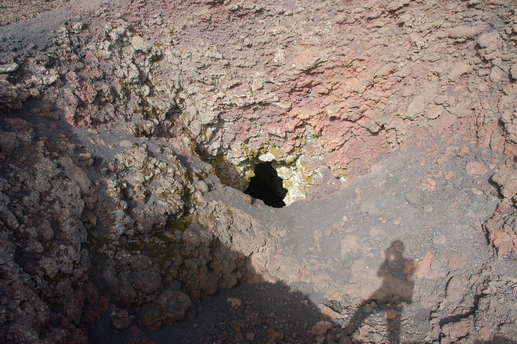 Etna-La grotta del gelo