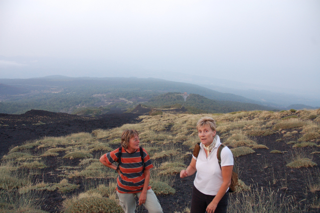 Il fuoco dellEtna. Giugno e luglio 2008 alla Valle del Bove