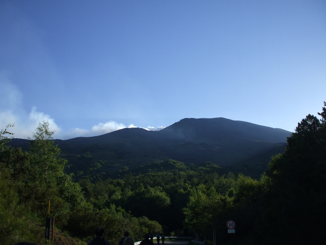 Il fuoco dellEtna. Giugno e luglio 2008 alla Valle del Bove