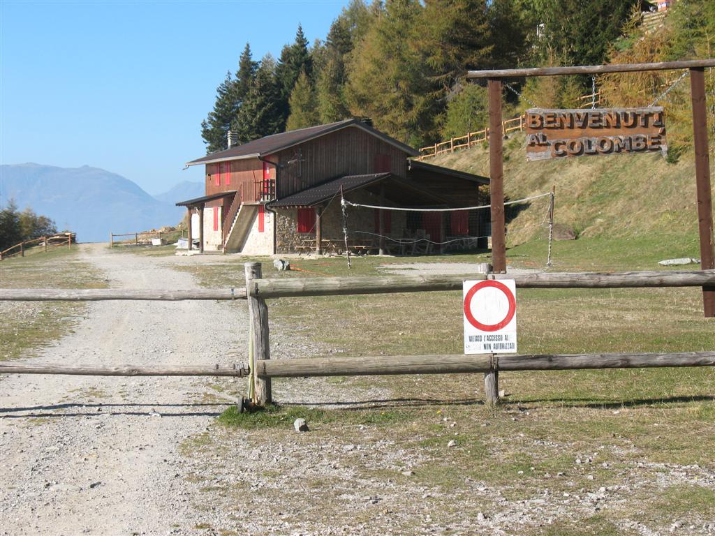 Rifugi e Bivacchi d''Italia.......