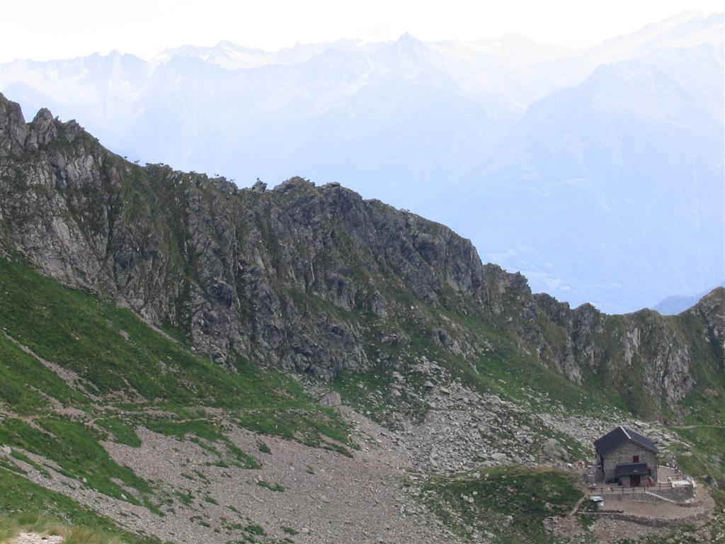 Rifugi e Bivacchi d''Italia.......