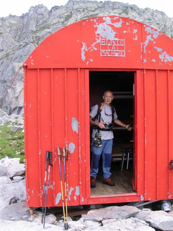 Rifugi e Bivacchi d''Italia.......