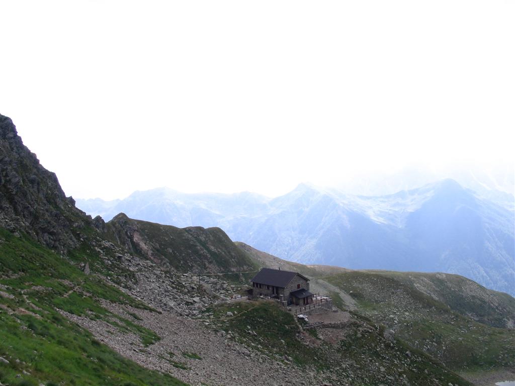 Rifugi e Bivacchi d''Italia.......