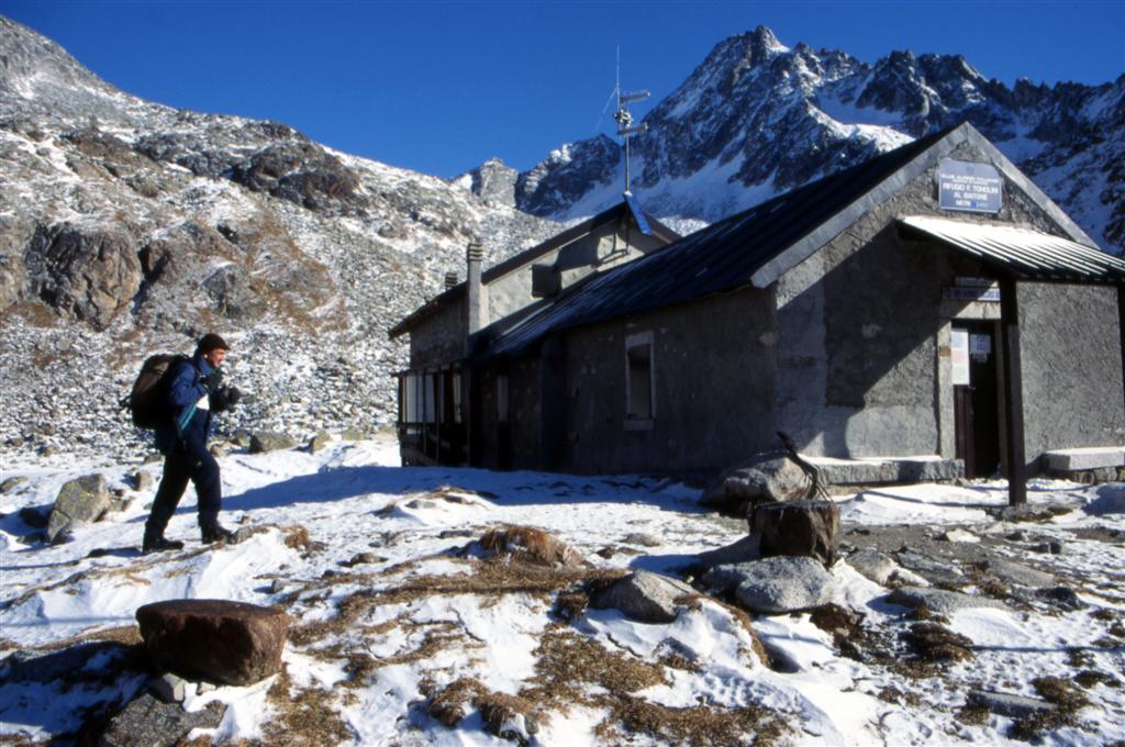 Rifugi e Bivacchi d''Italia.......