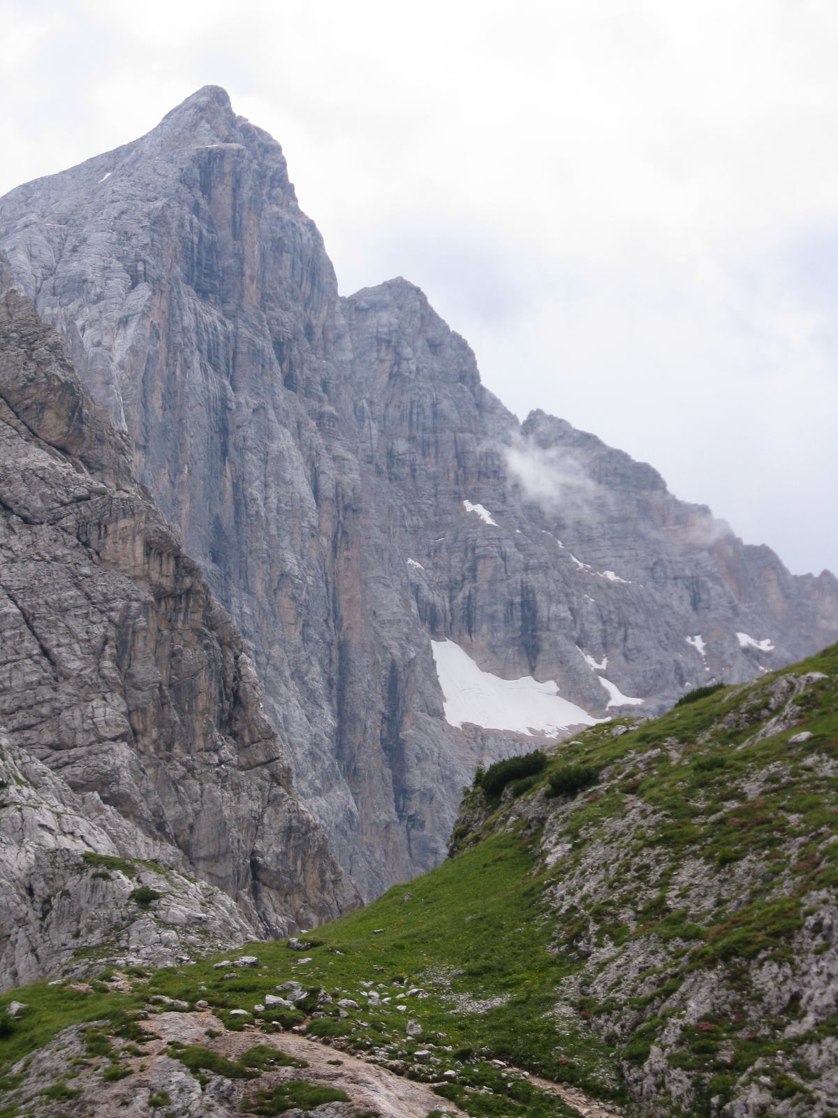 Rifugi e Bivacchi d''Italia.......