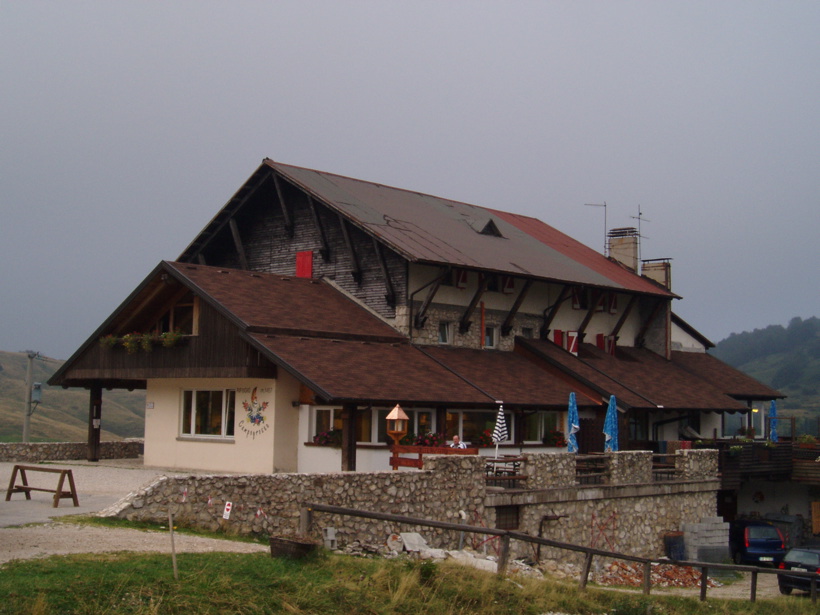 Rifugi e Bivacchi d''Italia.......