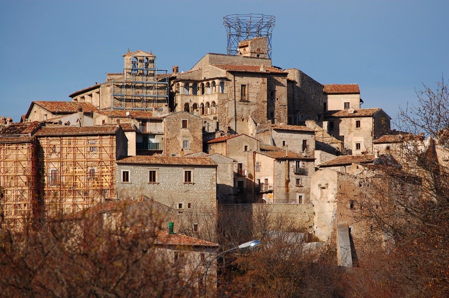 Santo Stefano di Sessanio - il borgo medievale che risorge