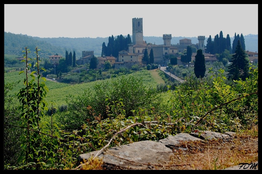 Magico Chianti tra pievi e piccoli borghi medioevali