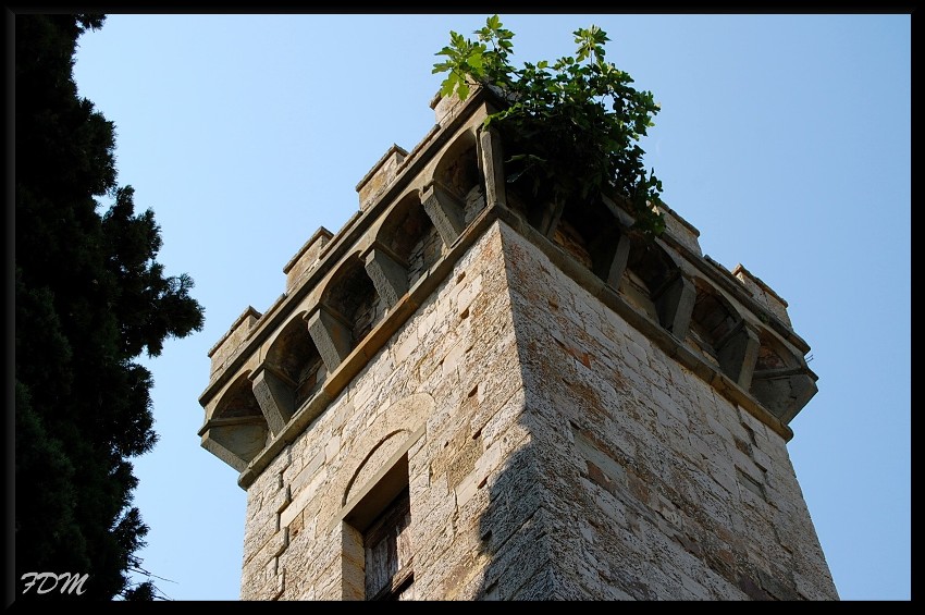 Magico Chianti tra pievi e piccoli borghi medioevali