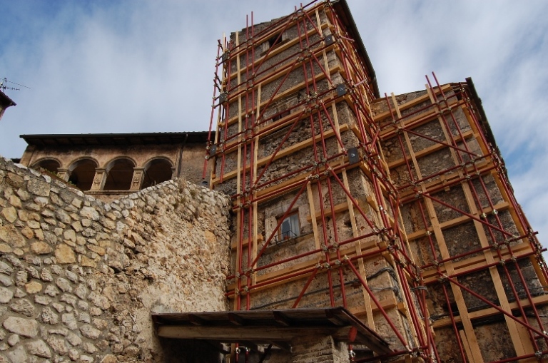 Santo Stefano di Sessanio - il borgo medievale che risorge