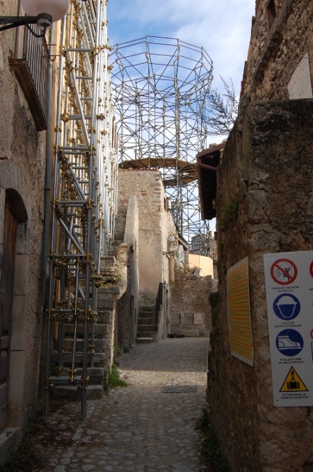 Santo Stefano di Sessanio - il borgo medievale che risorge