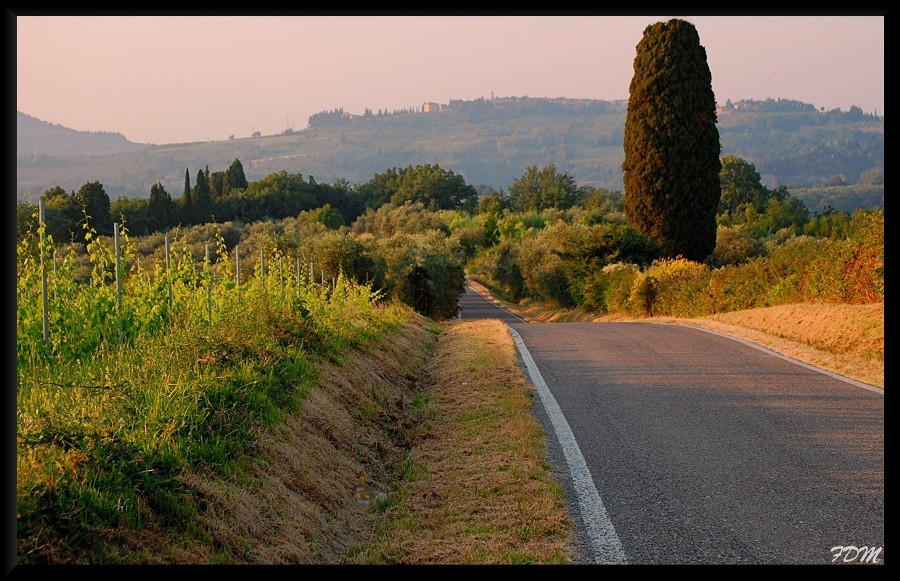 Magico Chianti tra pievi e piccoli borghi medioevali