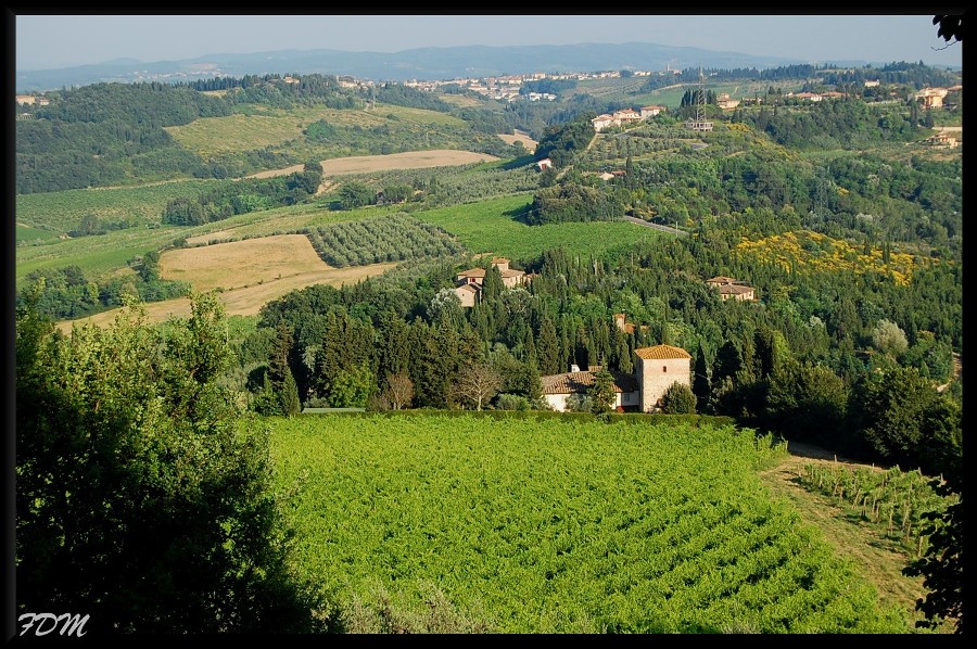 Magico Chianti tra pievi e piccoli borghi medioevali