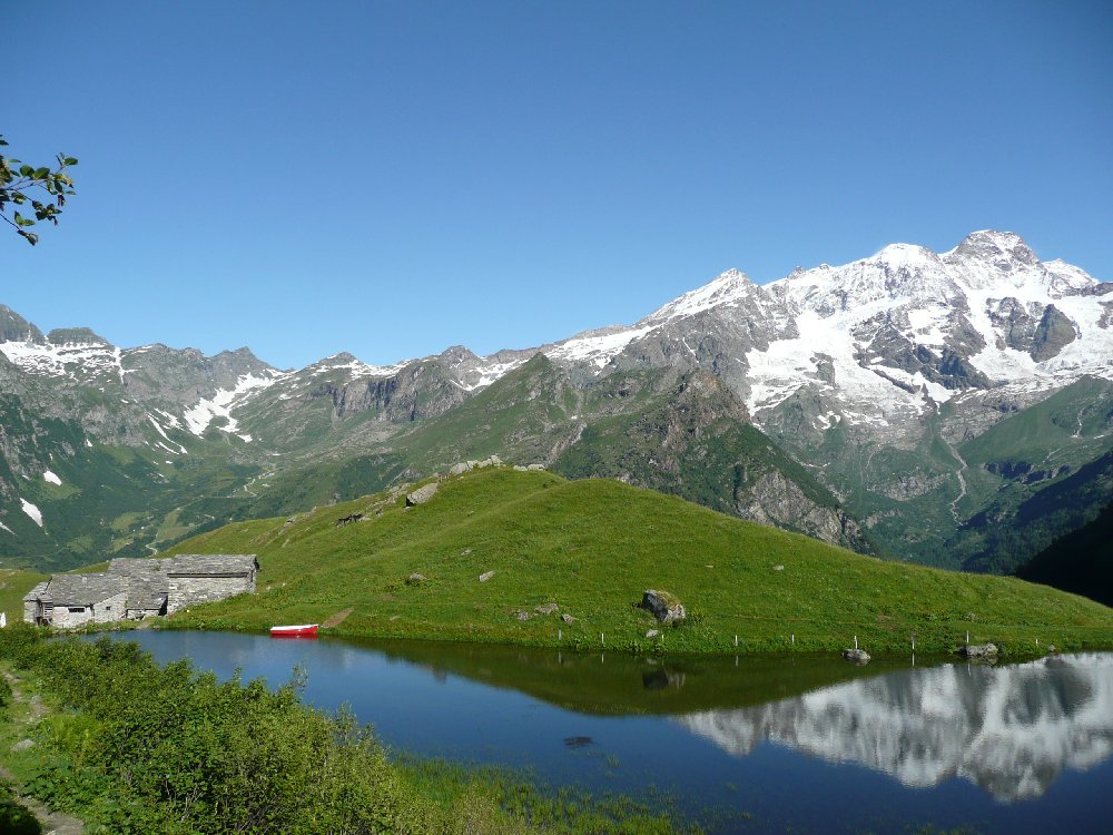 Rifugi e Bivacchi d''Italia.......