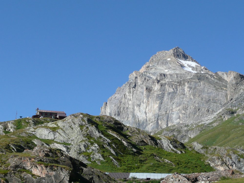 Rifugi e Bivacchi d''Italia.......