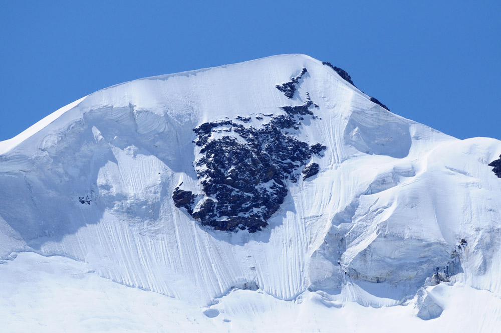 La valle ed il ghiacciaio dei Forni