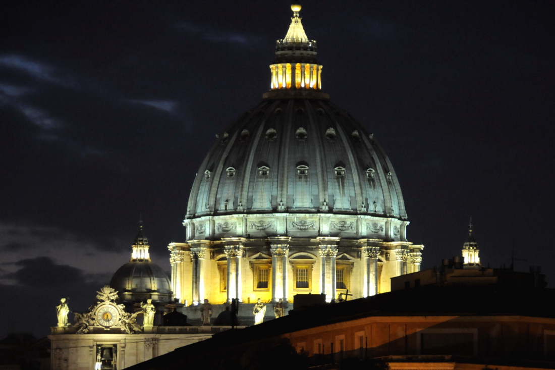 La Cupola vista di sera