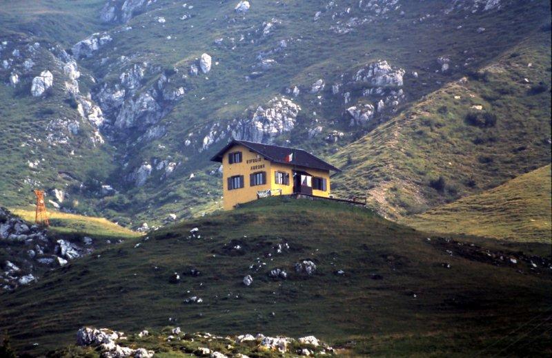 Rifugi e Bivacchi d''Italia.......