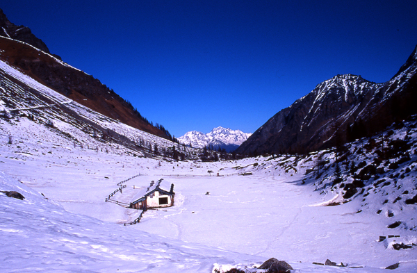 Rifugi e Bivacchi d''Italia.......