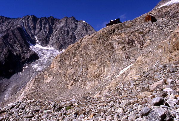 Rifugi e Bivacchi d''Italia.......