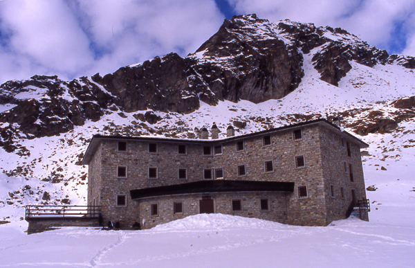 Rifugi e Bivacchi d''Italia.......