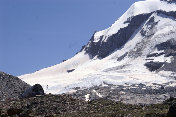 Rifugi e Bivacchi d''Italia.......