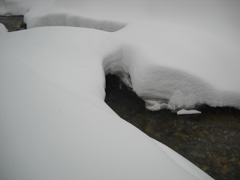 la neve  vista da un''eoliana in piemonte