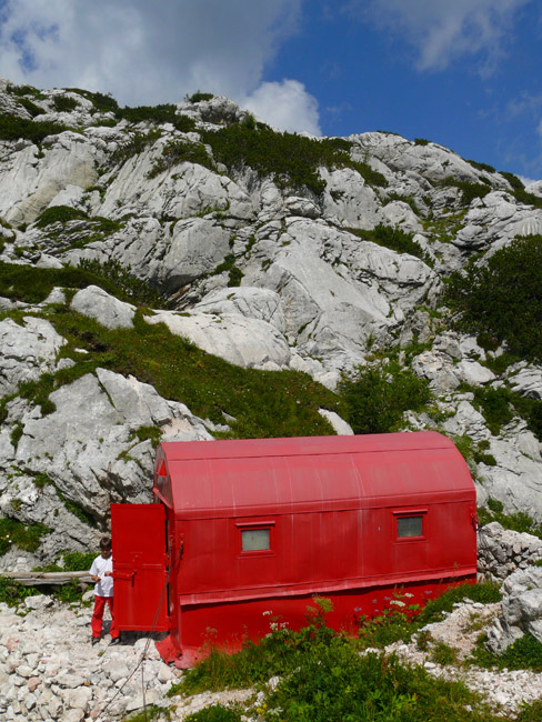 Rifugi e Bivacchi d''Italia.......