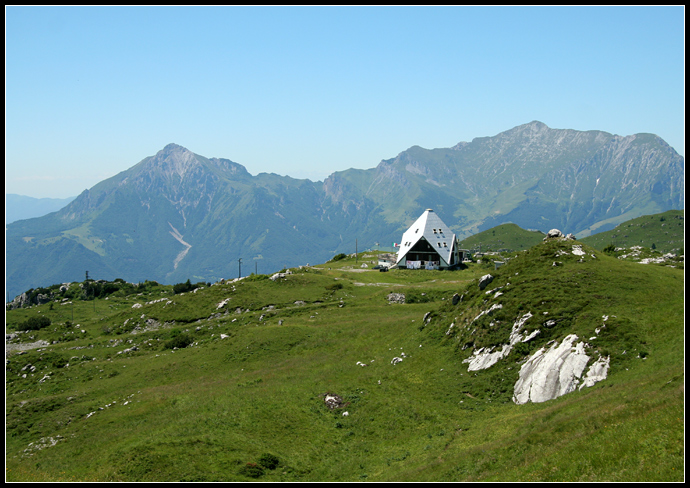 Rifugi e Bivacchi d''Italia.......