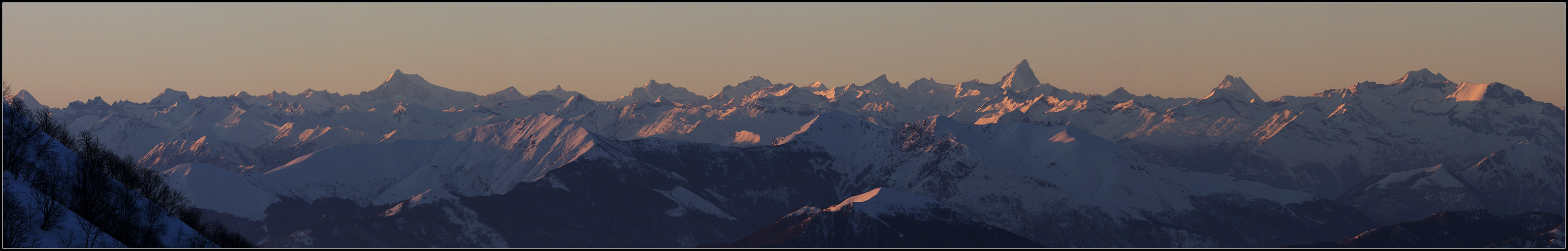 L'' Oberland bernese dall'' alto.