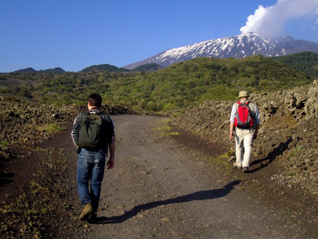 Etna: Lava, neve, boschi e .. rettili!
