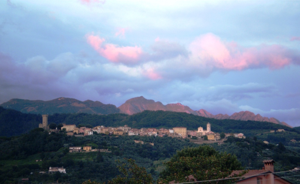 Castelnuovo Magra come si vede da casa mia....