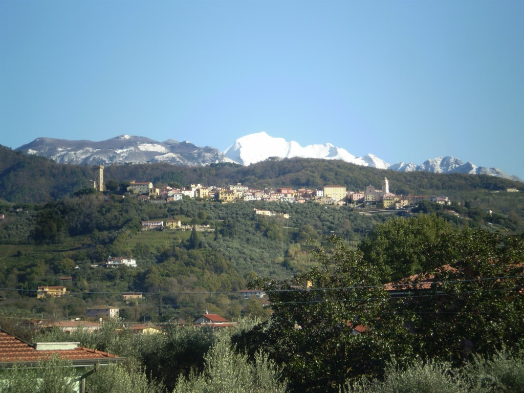 Castelnuovo Magra come si vede da casa mia....