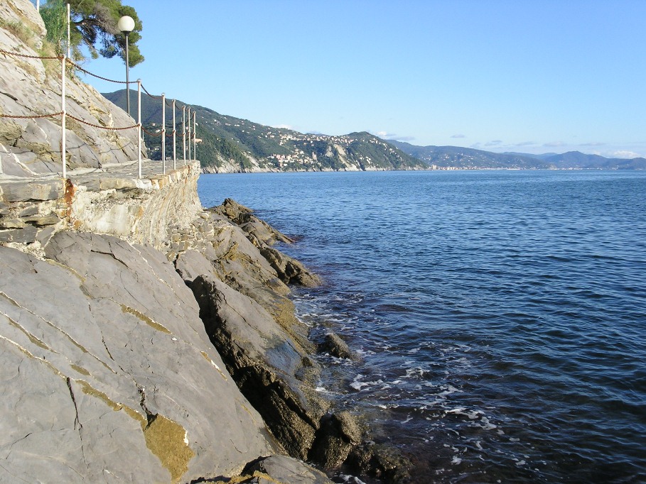 San Michele di Pagana e la sua passeggiata