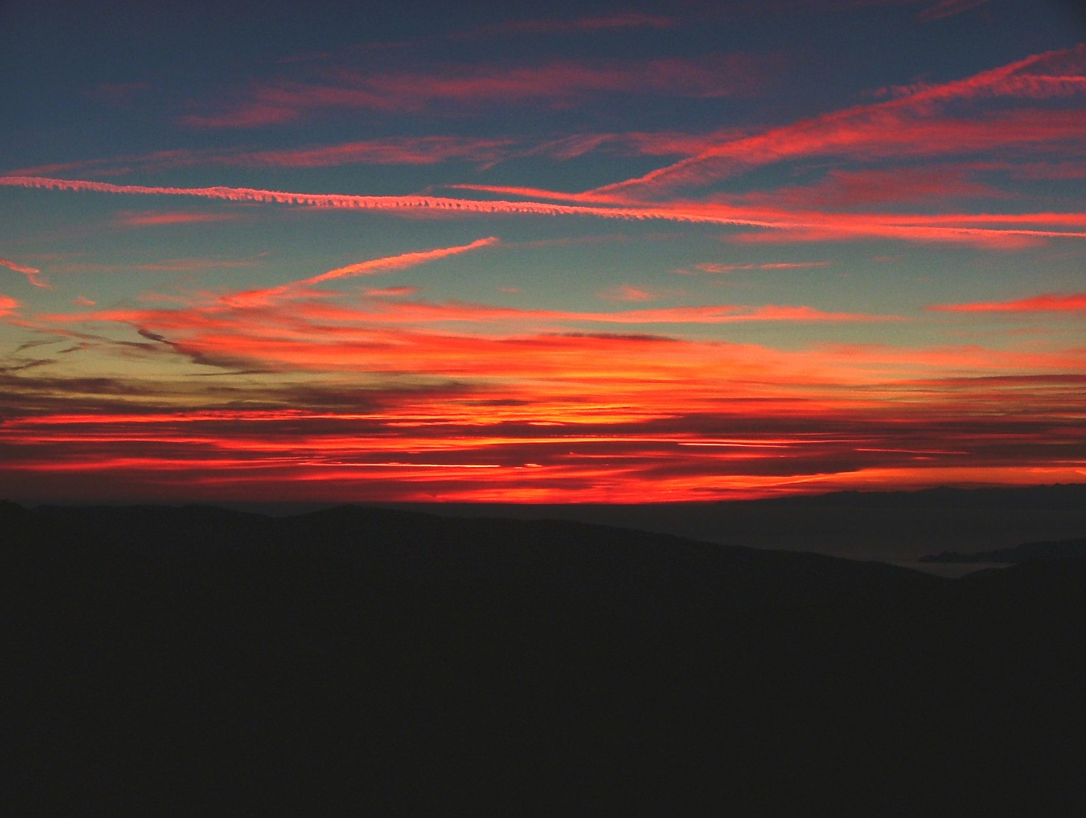 Tramonto di fuoco sul Tigullio