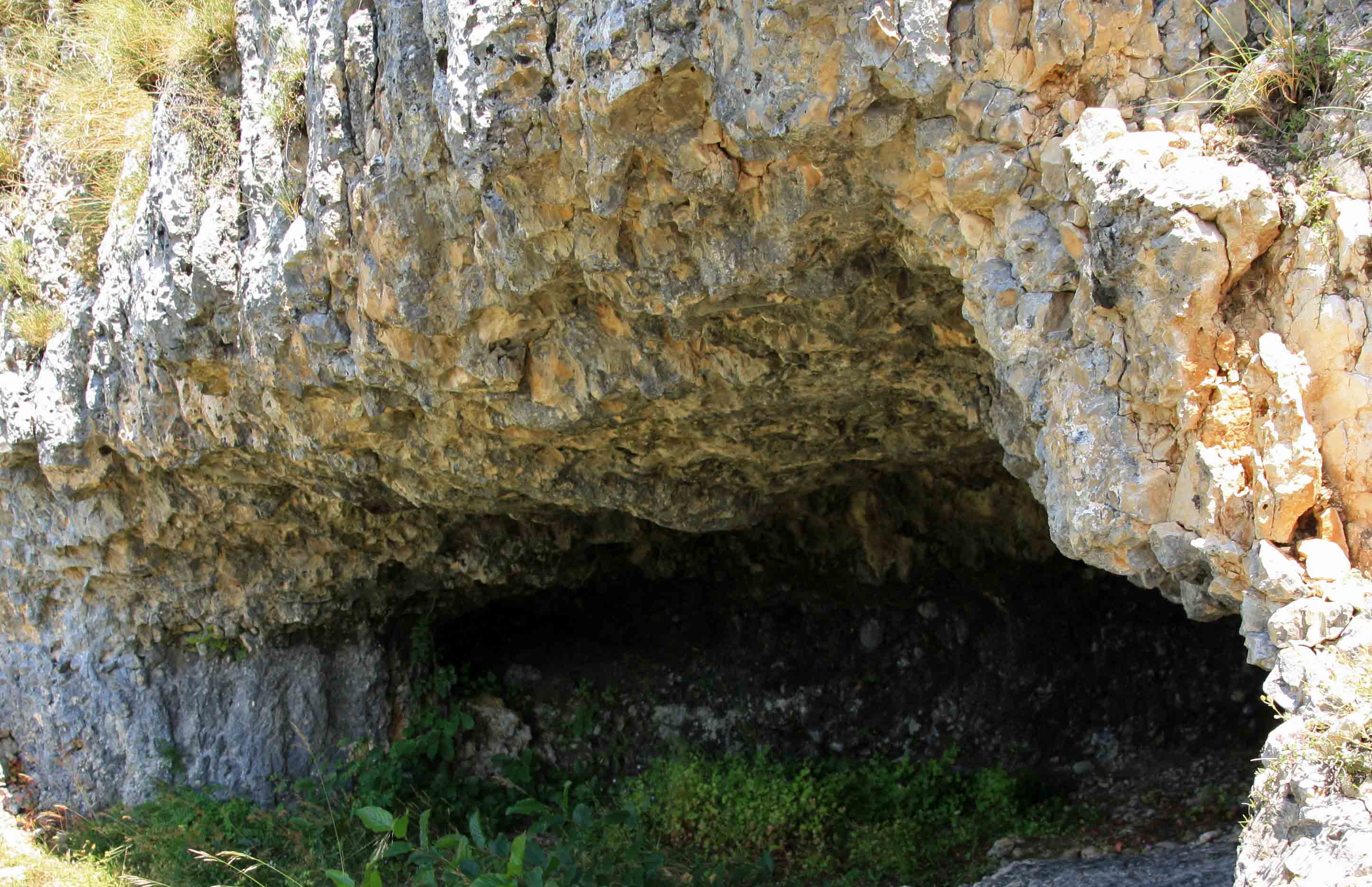 Grotta di Campo Rotondo